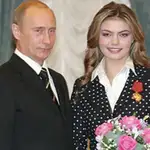 Alina Kabaeva, junto a Vladimir Putin