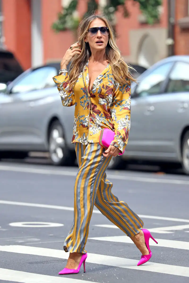 La actriz Sarah Jessica Parker paseando por Nueva York.