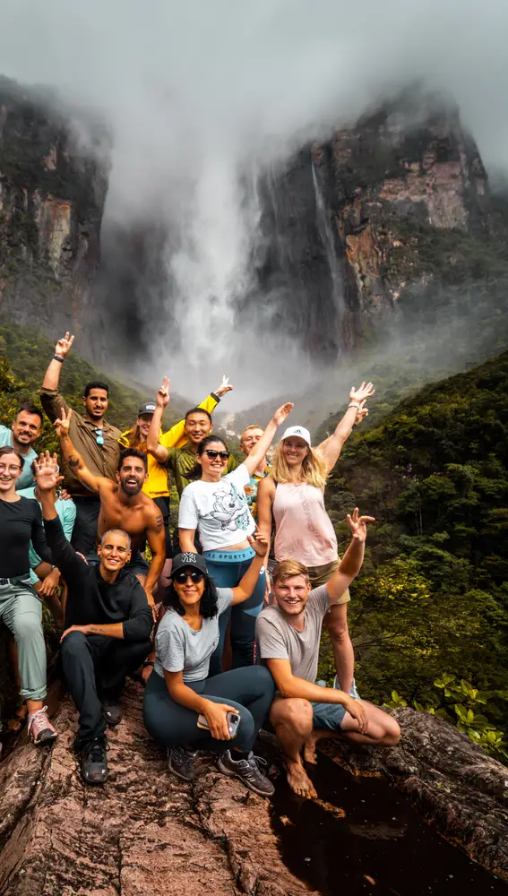 Uno de los viajes organizados por la agencia de Álvaro Rojas, Wander Expedition: Salto del Ángel, Venezuela