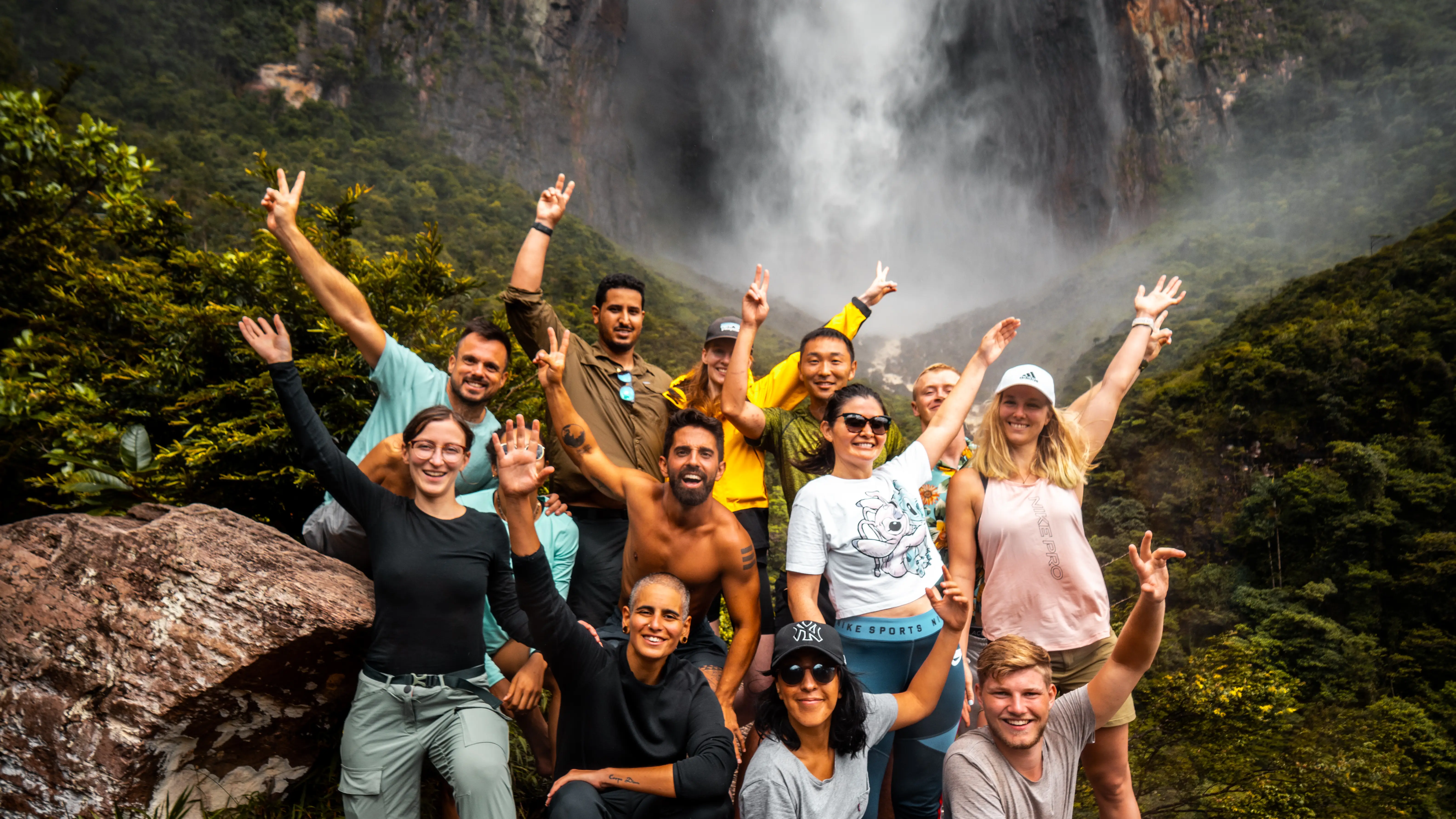 Uno de los viajes organizados por la agencia de Álvaro Rojas, Wander Expedition: Salto del Ángel, Venezuela