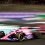 Fernando Alonso busca soluciones para ser más competitivo en la F1