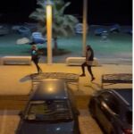 El supuesto maltratador trata de agredir con armas blancas a la agente femenina