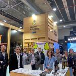 Ángeles Armisén con los representantes de empresas palentinas presentes en Madrid Fusión
