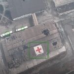 Edificio de la Cruz Roja destruido en Mariupol por ataques rusos