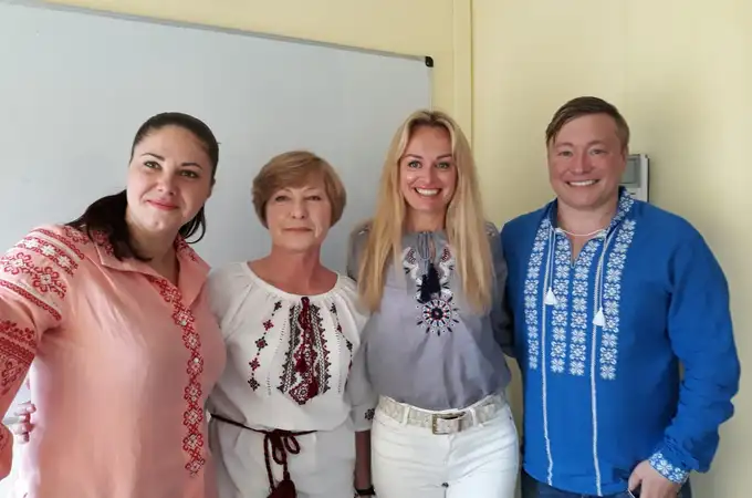 La profesora de Kiev que sigue con sus clases de español pese a las bombas 