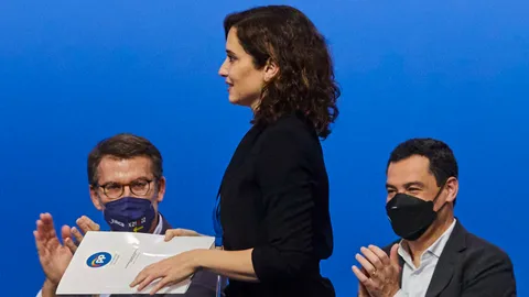 Díaz Ayuso junto a Núñez Feijóo y Moreno Bonilla