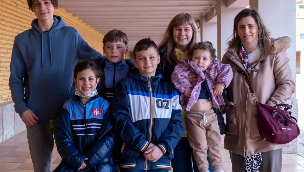 Un grupo de niños ucranianos refugiados, matriculados en el colegio Salesiano San José de Salamanca: Nazar, Dasha, Marc y Volodar