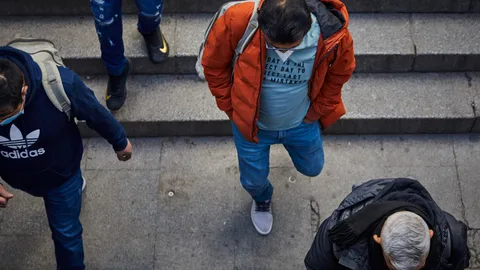 Los hombres mayores con un índice de masa corporal elevado tienen más irregularidades en los espermatozoides