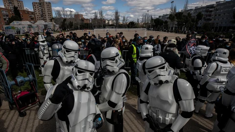 Las tropas imperiales, a su llegada al polideportivo