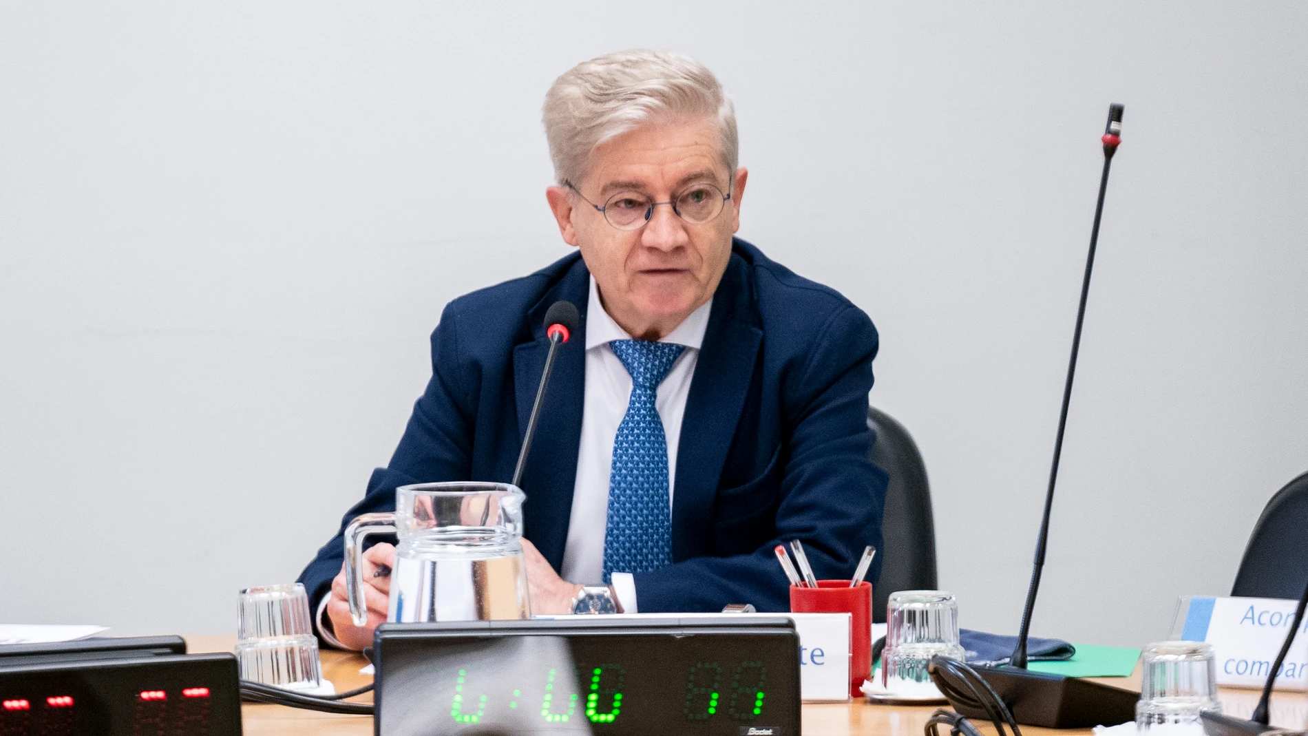El gerente de la EMVS, José Antonio Acosta, en la segunda sesión de la Comisión de Investigación por el presunto espionaje a la presidenta de la Comunidad de Madrid
