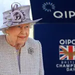  Isabel II se perderá por primera vez en 60 años la apertura del Parlamento