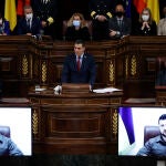 Pedro Sánchez interviene tras la intervención en el Congreso por videoconferencia del presidente de Ucrania, Volodimir Zelenski