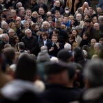 Acto electoral del presidente francés, Emmanuel Macron, en la plaza de la localidad de Spézet, en Bretaña