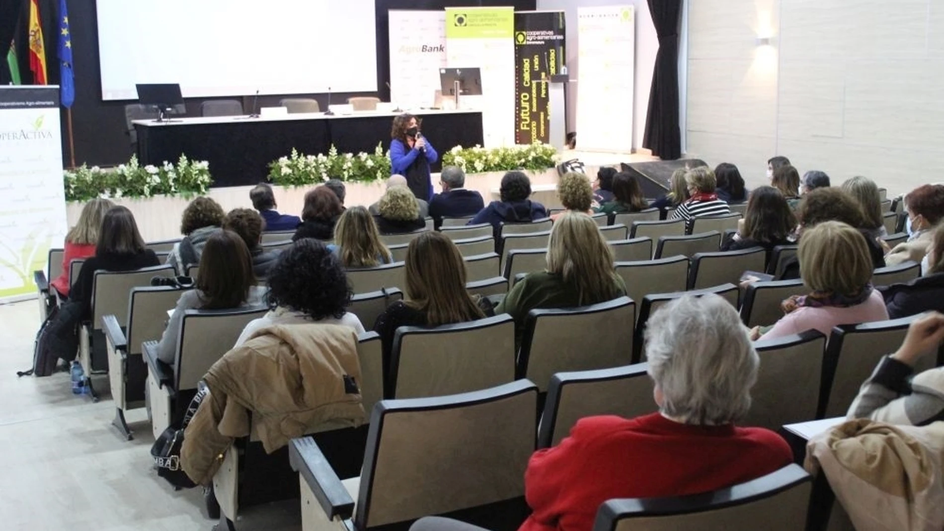 Imagen del I Encuentro Interterritorial de Mujeres Cooperativistas, que se está celebrando en Pozoblanco (Córdoba)