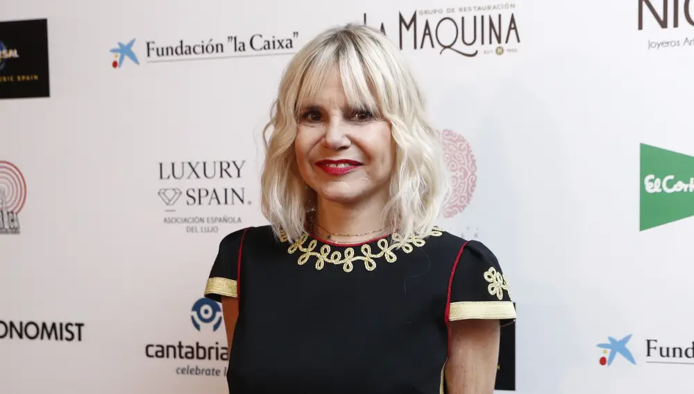 Eugenia Martínez de Irujo nos enamora con su look.