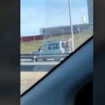 captura del vídeo del individuo haciendo de "Spyderman" en la furgoneta