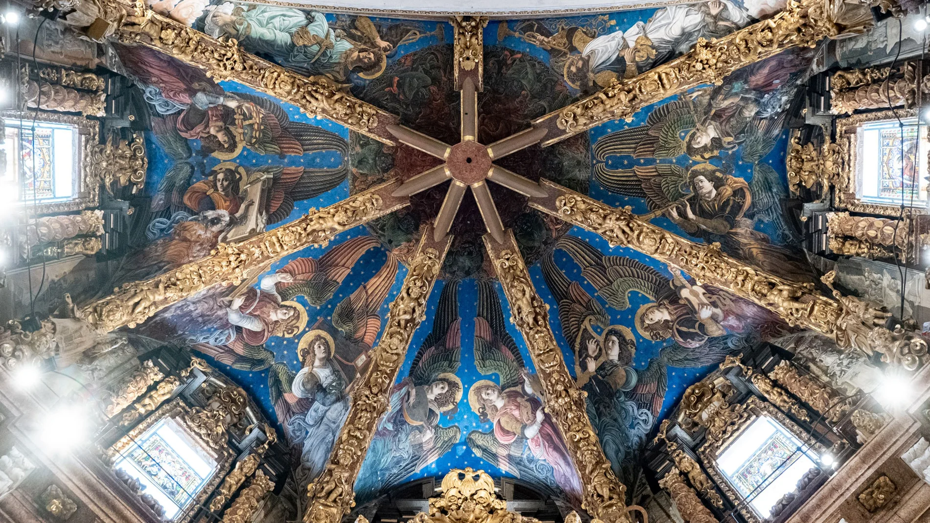 Los ángeles renacentistas de la Catedral de Valencia están en pleno proceso de restauración