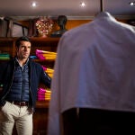 Entrevista al torero Emilio de Justo en la sastrería taurina Fermín.