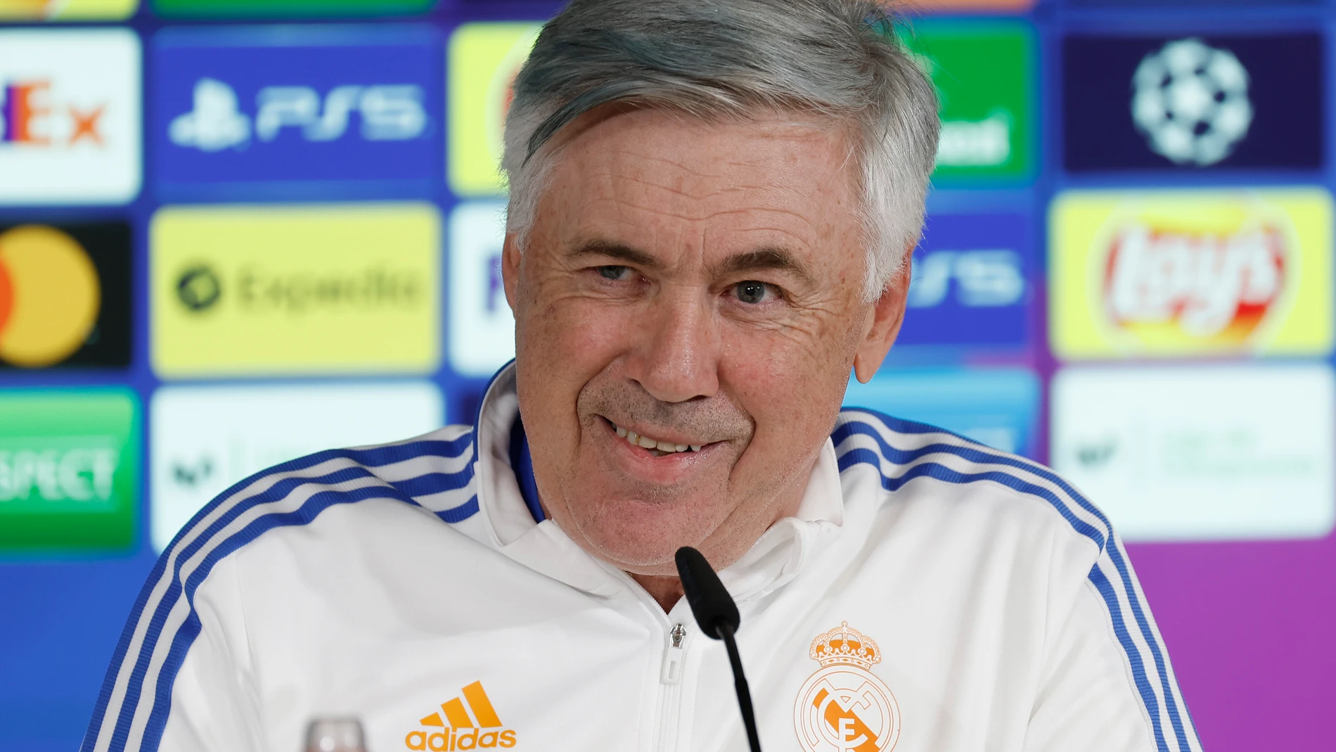 Carlo Ancelotti, en una conferencia de Prensa del Real Madrid