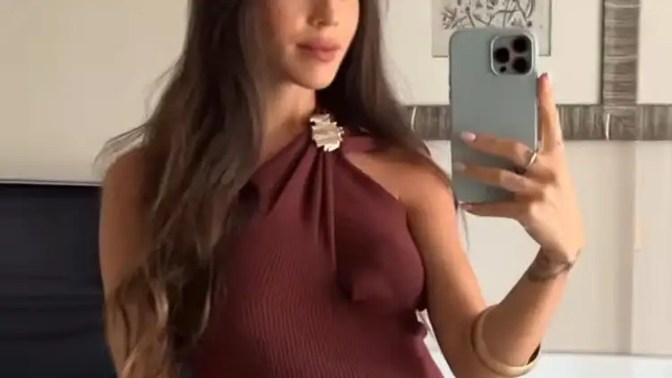 Violeta Mangriñán con vestido de punto de Zara