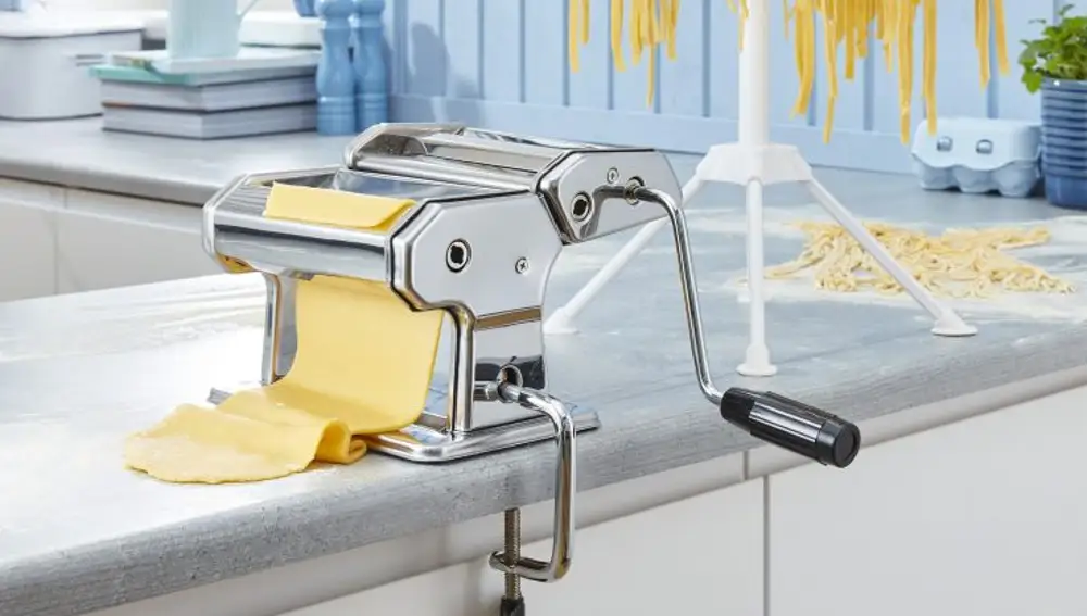 Máquina para hacer pasta, de la marca propia de Aldi , Home Creation