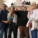 De izquierda a derecha: Enrico Lo Verso, Silvia Alonso, Álex de la Iglesia e Ingrid García-Jonsson, durante el rodaje de "Veneciafrenia"