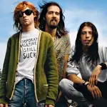 Nirvana, integrado por Kurt Cobain, Krist Novoselic y Dave Grohl, fueron el grupo insignia de Seattle y el &quot;grunge&quot;.