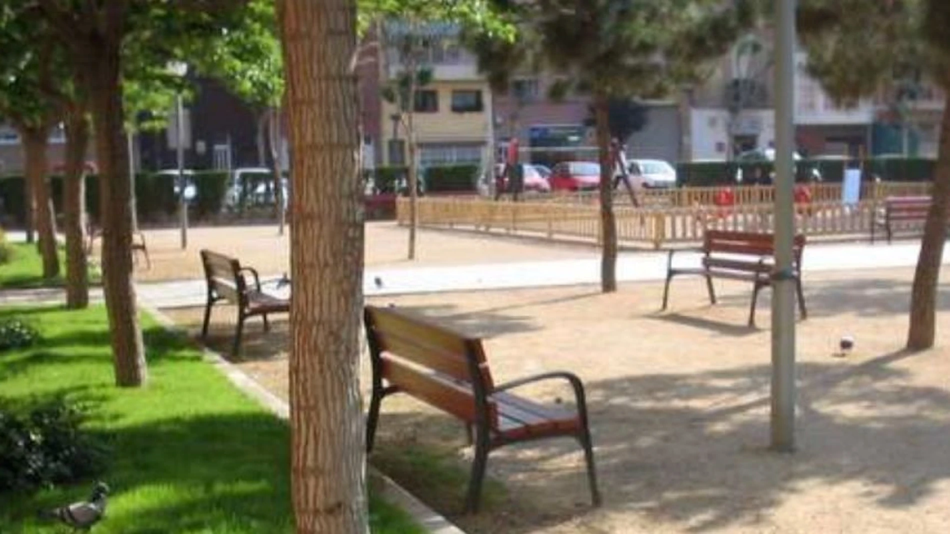 La plaza Mossèn Antòn, en Sant Adrià del Besòs