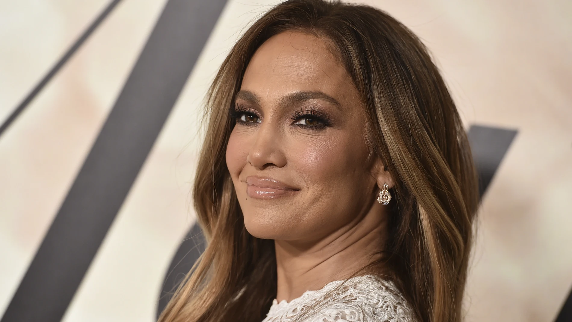 La actriz y cantante Jennifer Lopez en una proyección especial de la película "Marry Me" en Los Ángeles
