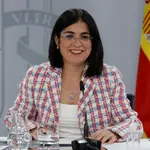 La ministra de Sanidad, Carolina Darias, comparece en una rueda de prensa después de la reunión del consejo de ministros este martes en el palacio de la Moncloa en Madrid