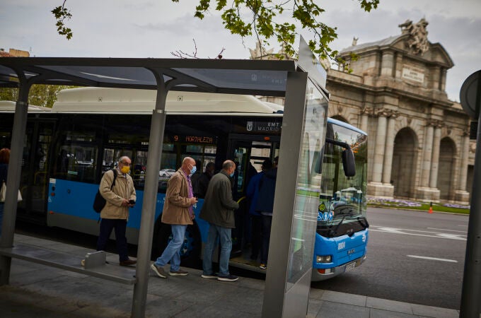 Los autobuses de la EMT de Madrid hoy martes y mañana miércoles serán gratuitos para fomentar el uso del transporte público.