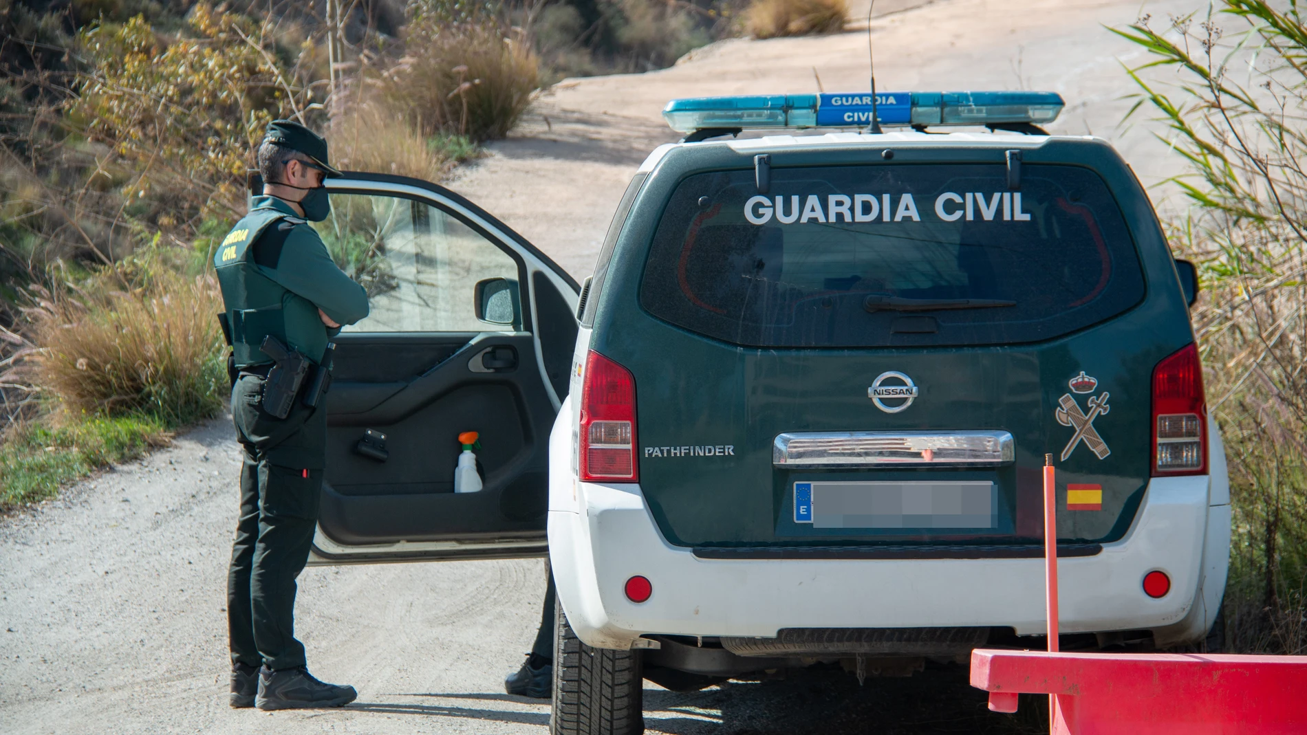 Miembros de la Guardia Civil. EFE/ Alba Feixas