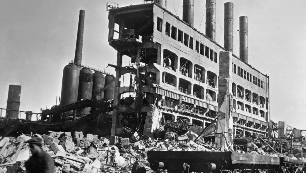 La acería de Azovstal destruida por la invasión nazi en 1941