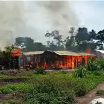 la alxdea cristiana de el Congo, en llamas (Amaq)