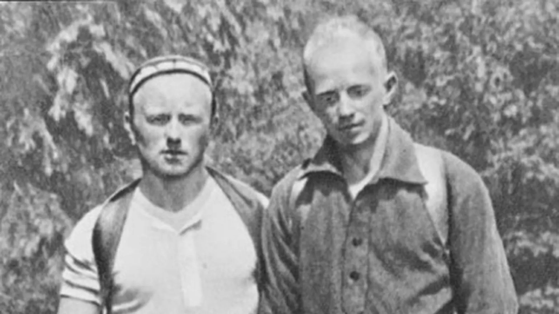 Yevgueni (izda.) y Vitali Abalákov fueron grandes alpinistas exploradores durante la época de la URSS