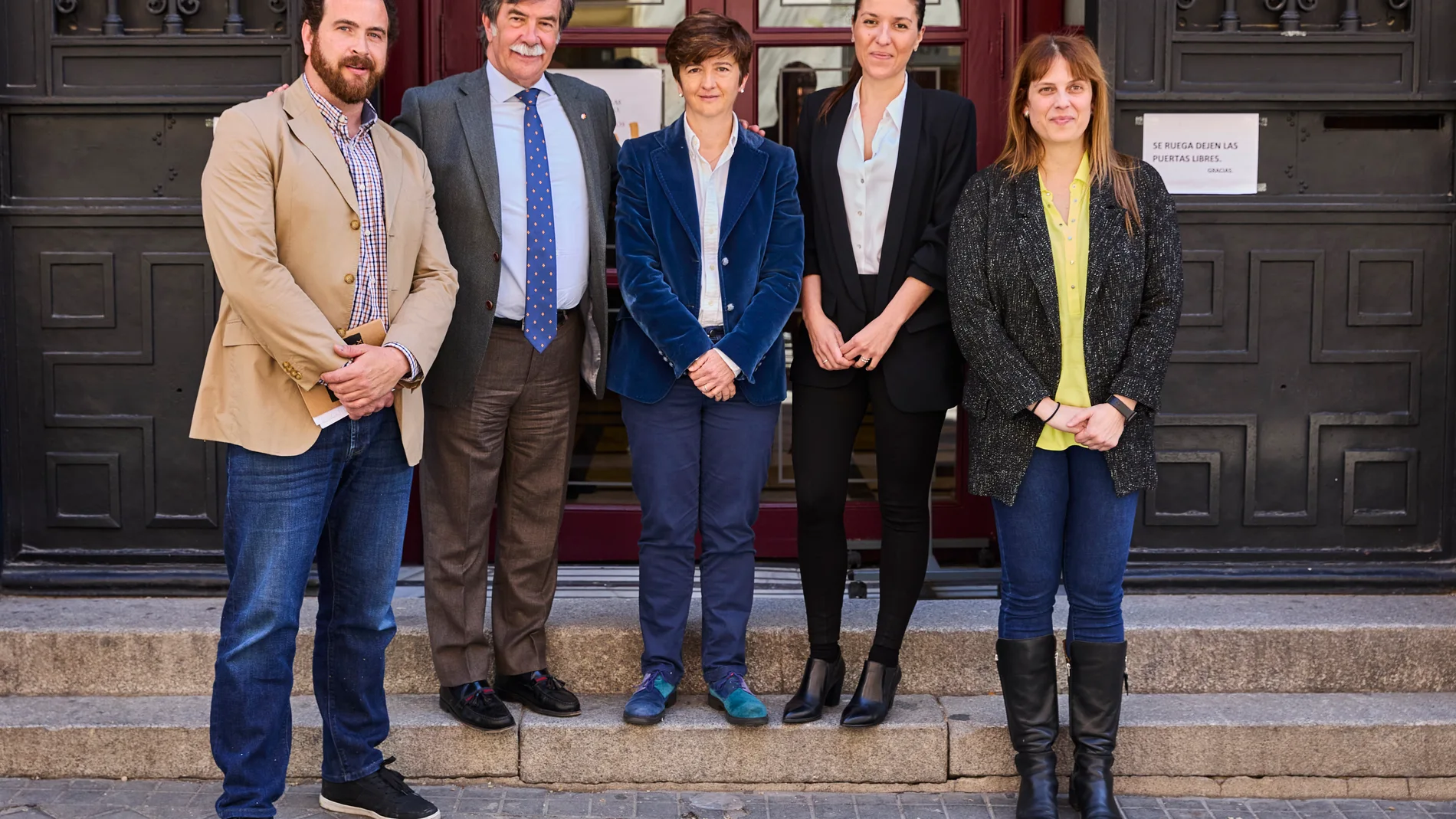 (De izq. a dcha) Miguel Ángel Estévez, Javier Urra, Mercedes Navío, Timanfaya Hernández, y Laura González