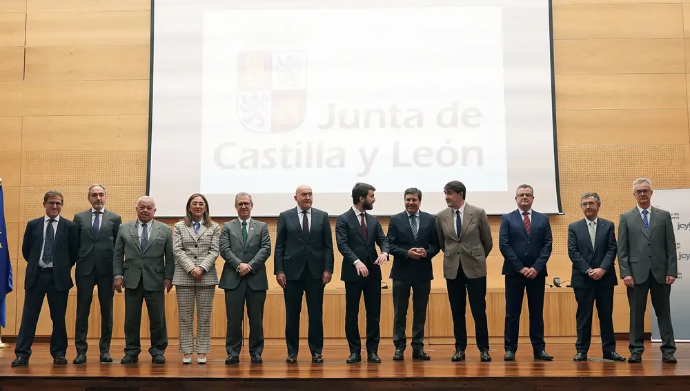 Toma de posesión de los secretarios generales de las consejerías de Industria, Medio Ambiente, Agricultura y Cultura
