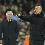 Pep Guardiola y Carlo Ancelotti, en el Manchester City-Real Madrid de ida.