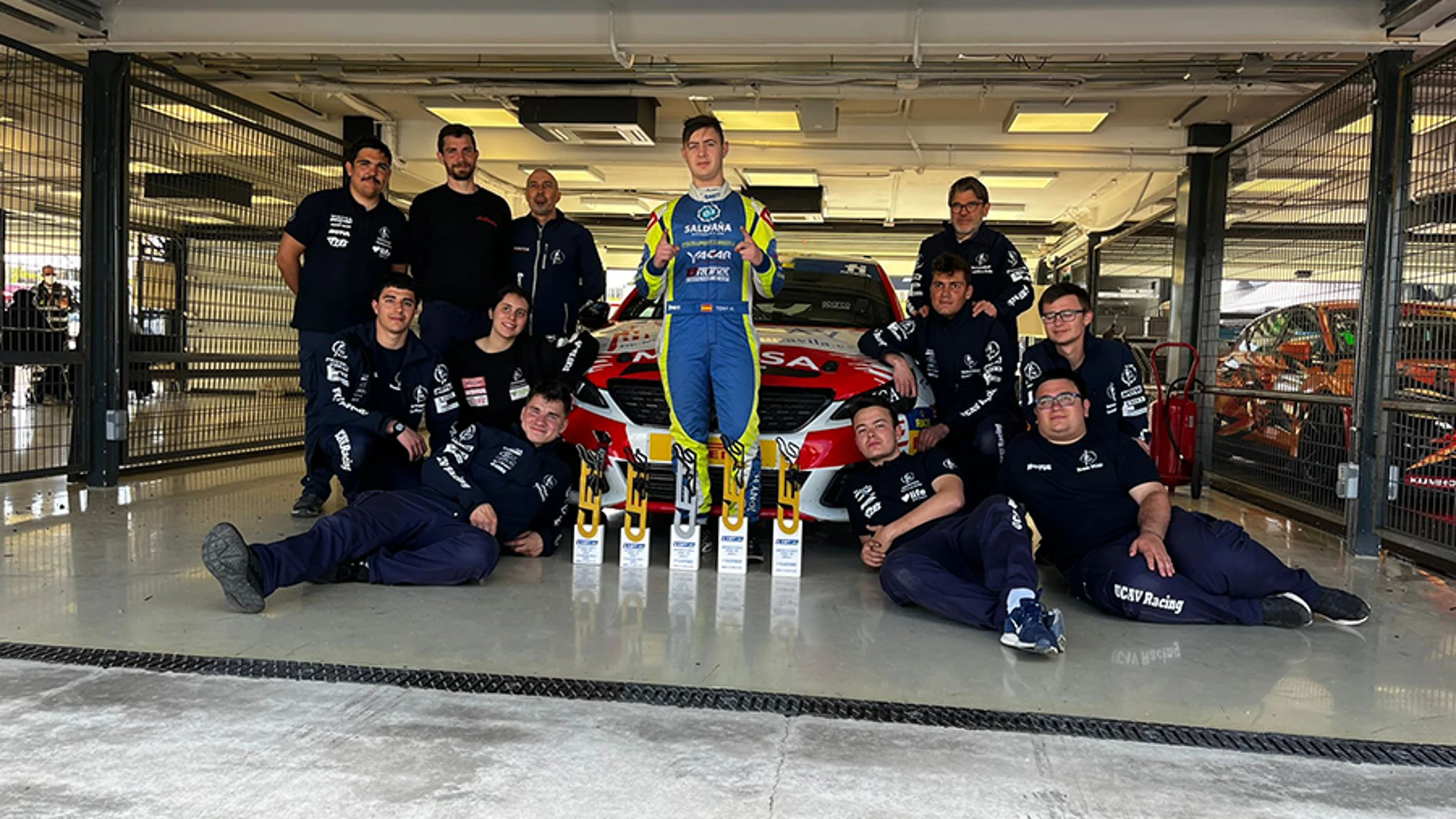 El UCAV Racing logra su primera victoria