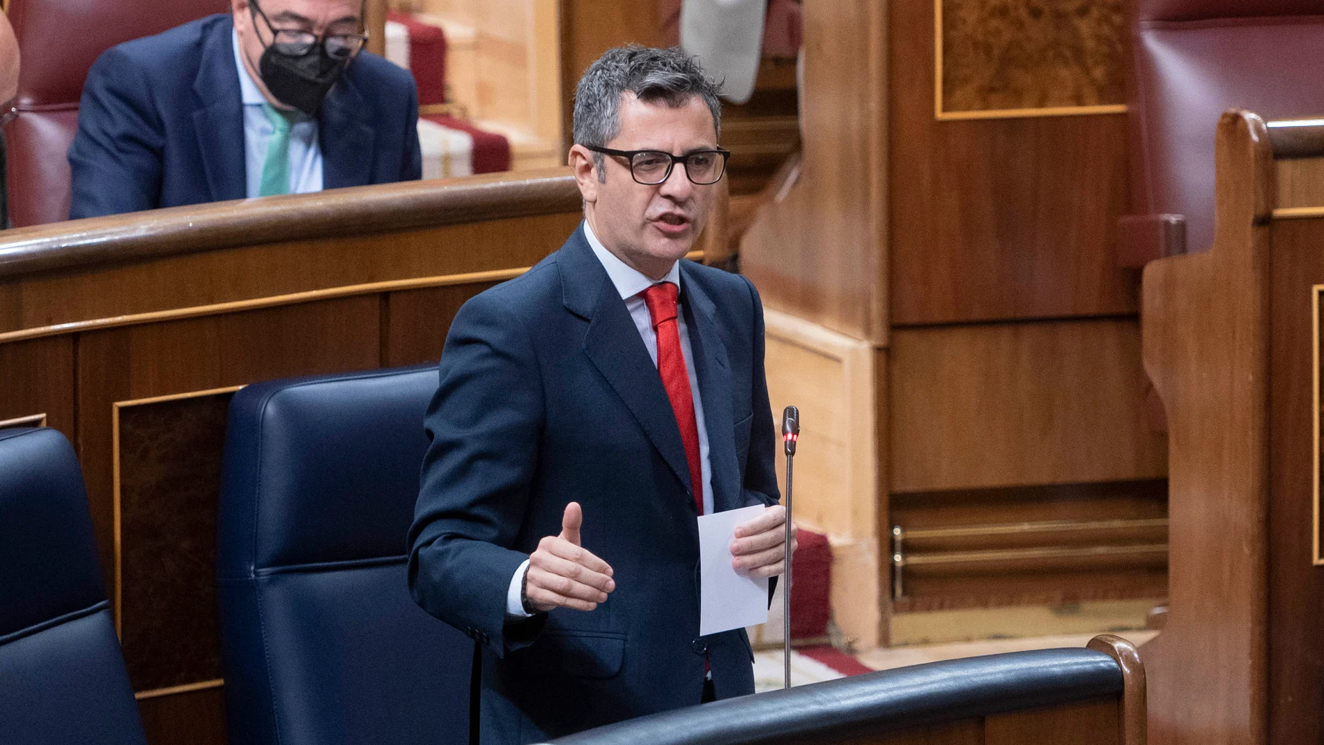 El ministro de la Presidencia, Félix Bolaños, interviene en una sesión plenaria, en el Congreso de los Diputados