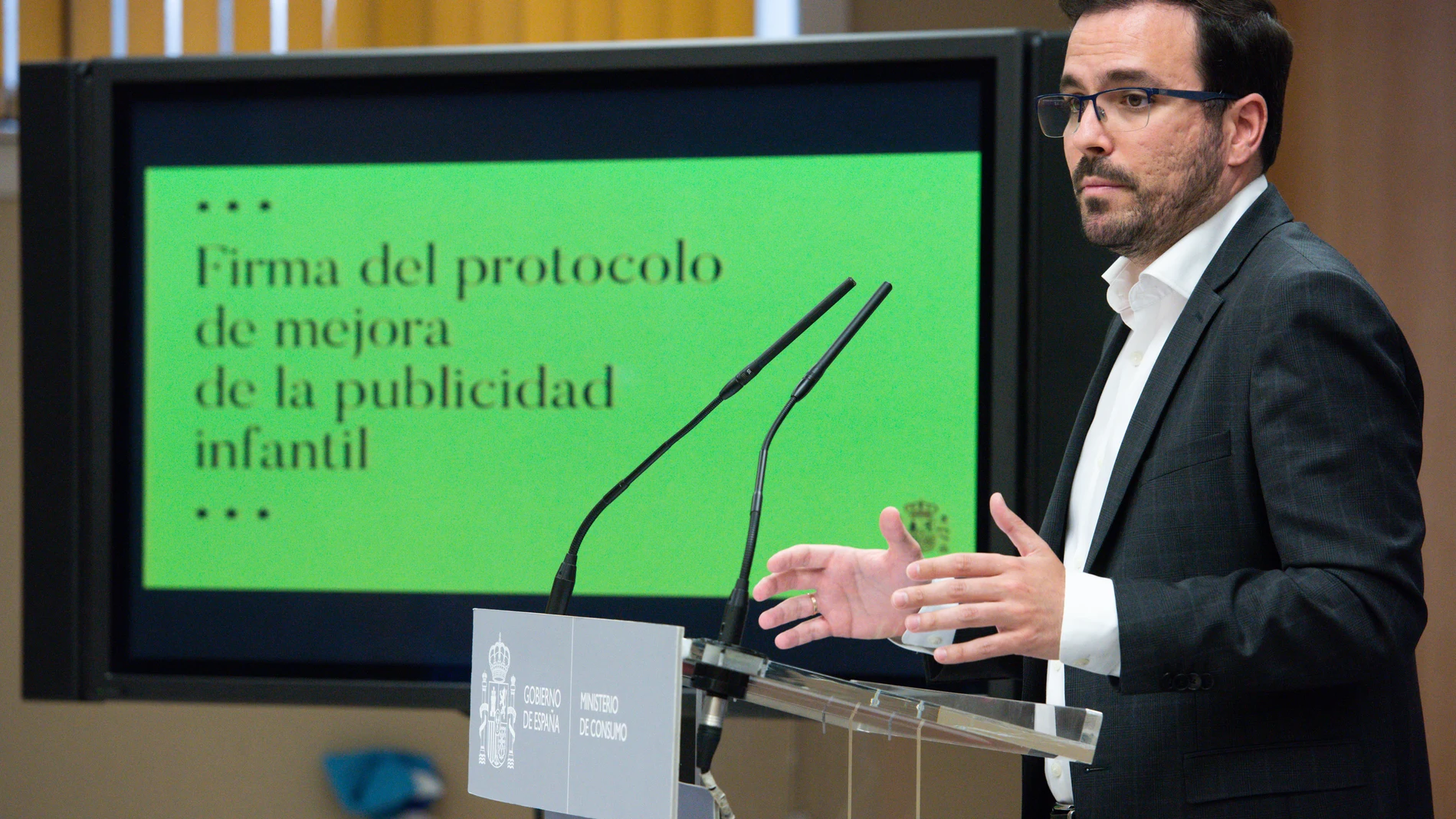 El ministro de Consumo, Alberto Garzón, presenta un protocolo con el sector del juguete para impulsar la igualdad