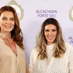 Mar Flores y Laura Matamoros en el photocall del 25 anniversario de la marca ArkoFluido en Madrid, 28 Abril 2022.