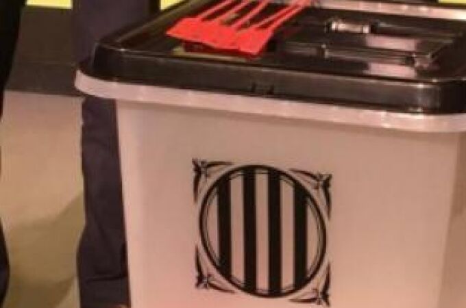 Una de las urnas utilizadas en el referéndum ilegal de Cataluña