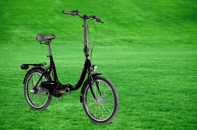 Lidl arrasa con la bici plegable más barata del mercado que además está a mitad de precio 