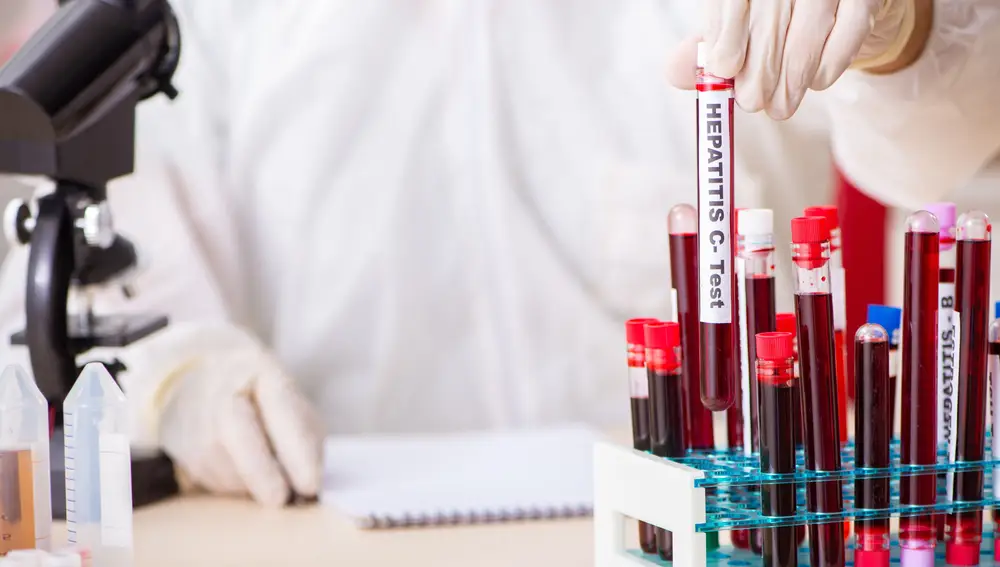 Laboratorio con muestras de sangre