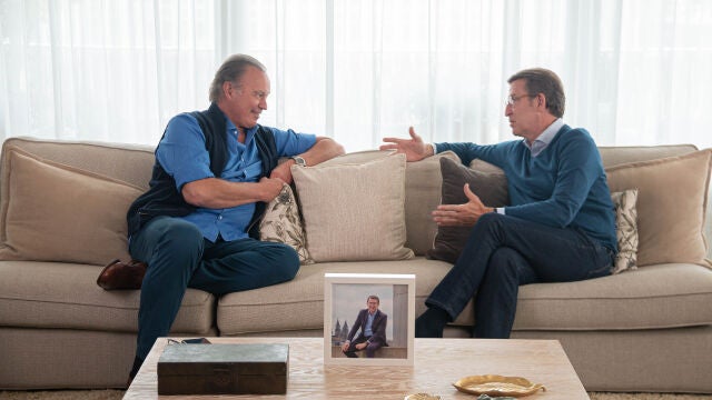 Alberto Núñez Feijoo se se seinta con Bertín Osborne