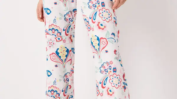 Pantalones lino campana.