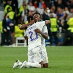 Vinicius Junior y Rodrygo celebran la victoria frente al Manchester City