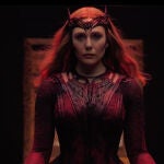 Elizabeth Olsen es la gran protagonista, junto a Benedict Cumberbatch, de "Doctor Strange en el multiverso de la locura"