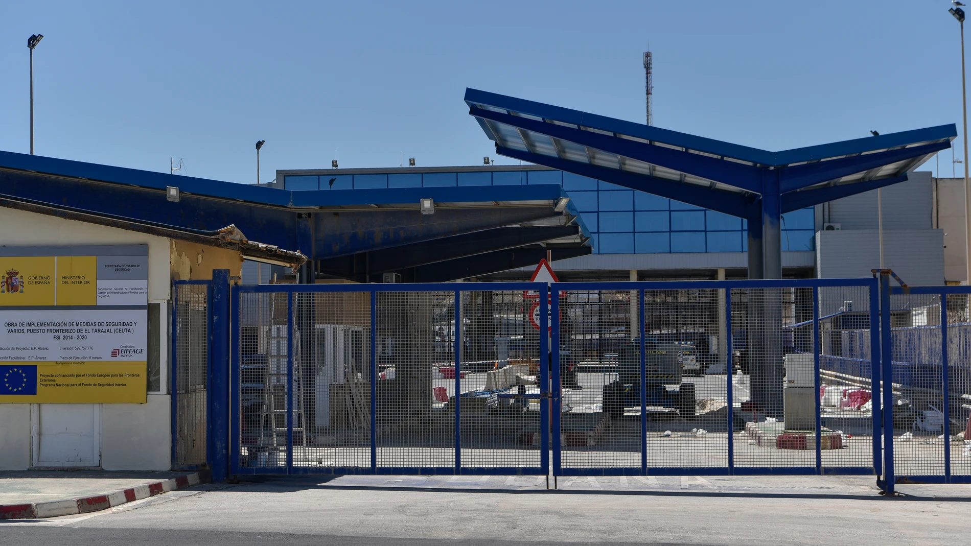 Aduana del Tarajal cerrada, a 7 de mayo de 2022, en Ceuta (España). Actualmente cerrada la aduana se encuentra en proceso de acondicionamiento